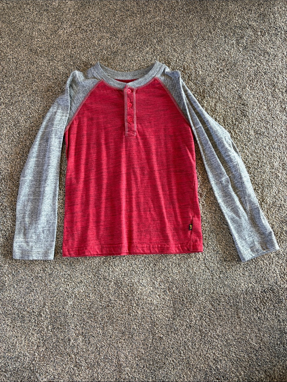 Lee Kids Long-Sleeve Henley - Red Body with Gray Sleeves Size 8